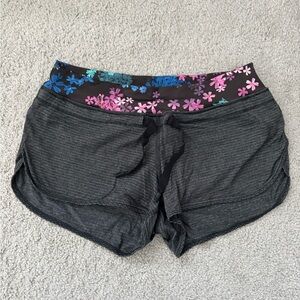 Lululemon shorts (similar to Speed Up) 2.5” length, size 4